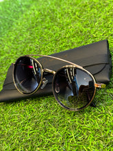 Carregar imagem no visualizador da galeria, Óculos de sol Qatar rosê lente preta