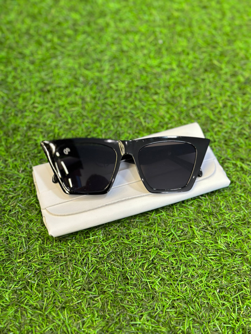 Óculos Feminino Cazaquistão