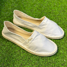 Carregar imagem no visualizador da galeria, Alpargata MP Tradicional Branca
