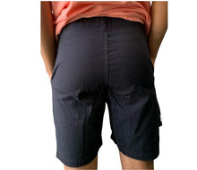Carregar imagem no visualizador da galeria, Short Cargo Preto
